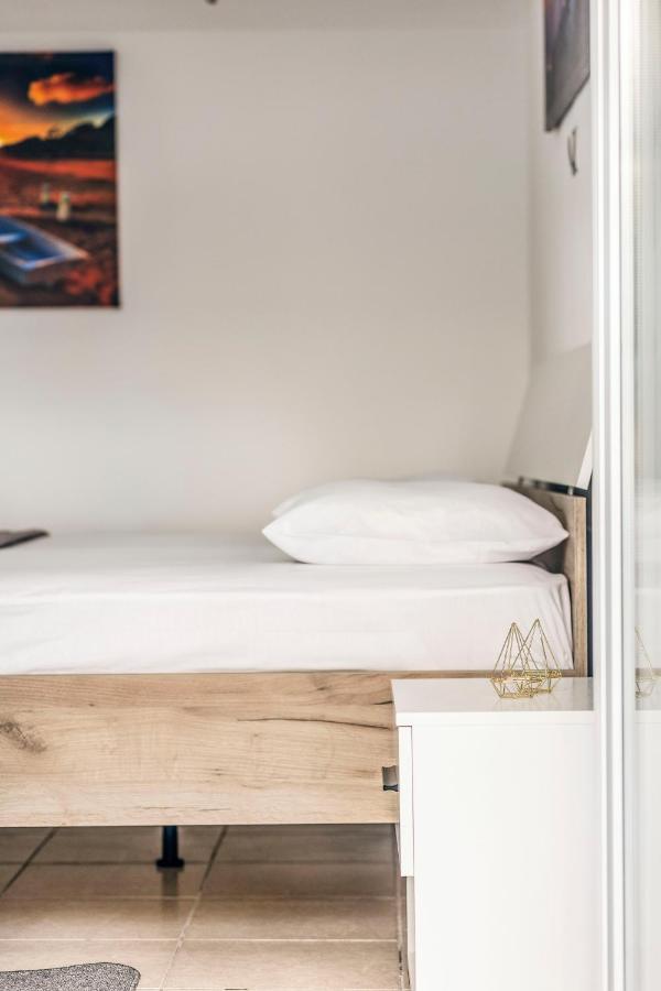 S&a Apartment